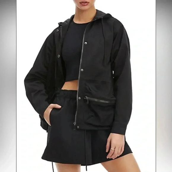 Good American | Black Hooded Volume Jacket, New Without Tags - Picture 1 of 12